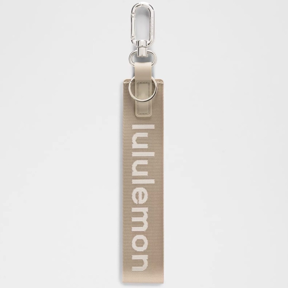 NWOT [Size OS] - Lululemon Never Lost Keychain